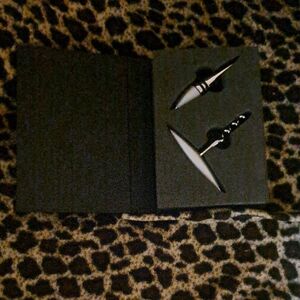 Black Stainless Steel Wine Stopper and Pourer Set